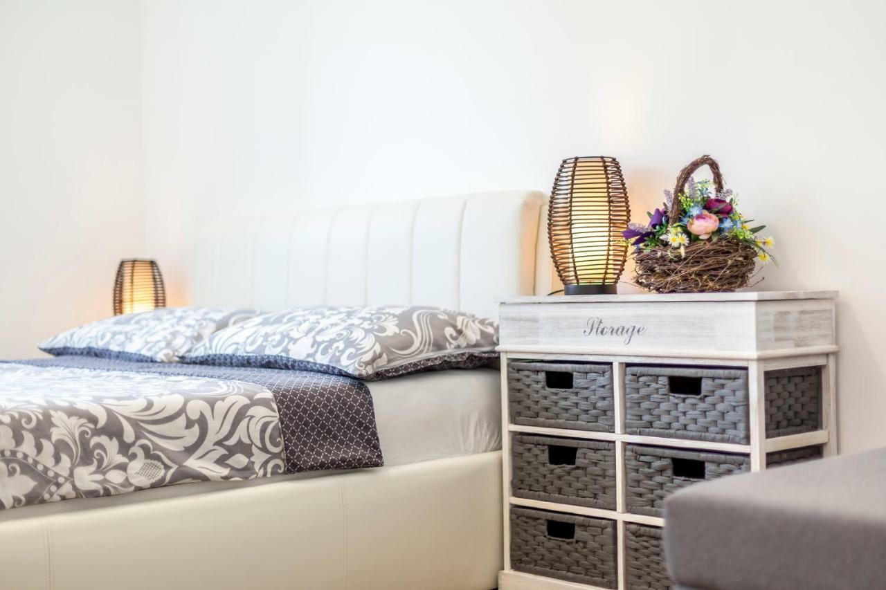 Apartment Luka สปลิท ภายนอก รูปภาพ