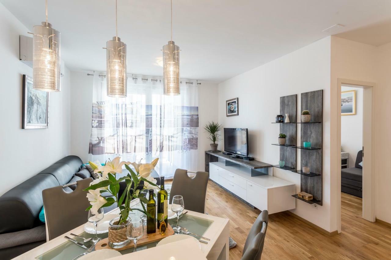 Apartment Luka สปลิท ภายนอก รูปภาพ