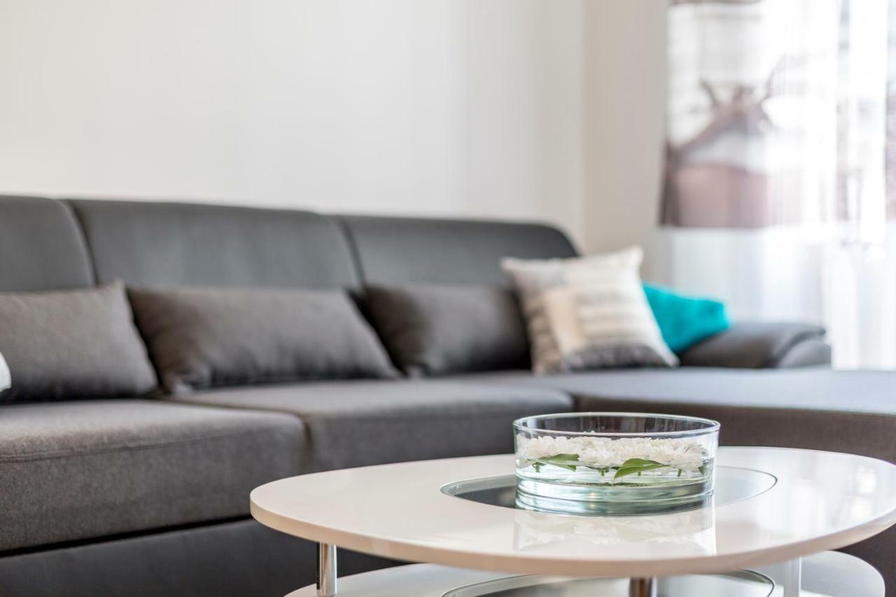 Apartment Luka สปลิท ภายนอก รูปภาพ