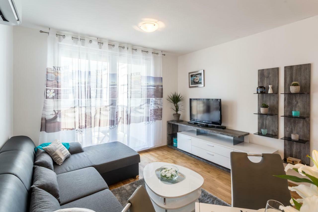 Apartment Luka สปลิท ภายนอก รูปภาพ